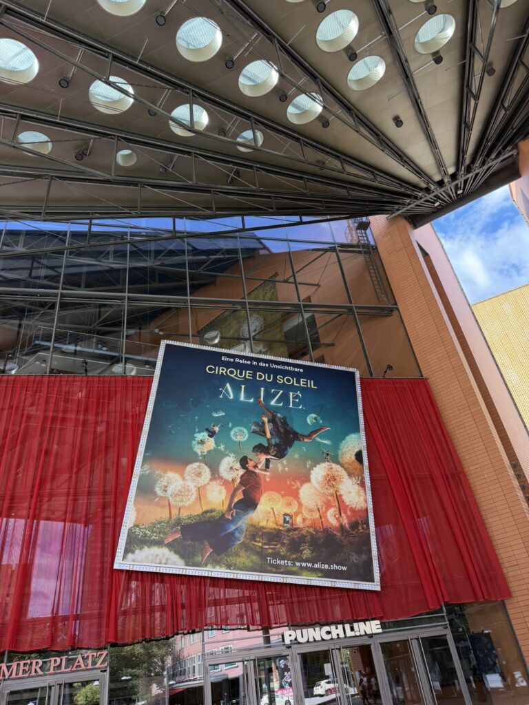 Cirque du Soleil ALIZÉ im Theater am Potsdamer Platz in Berlin