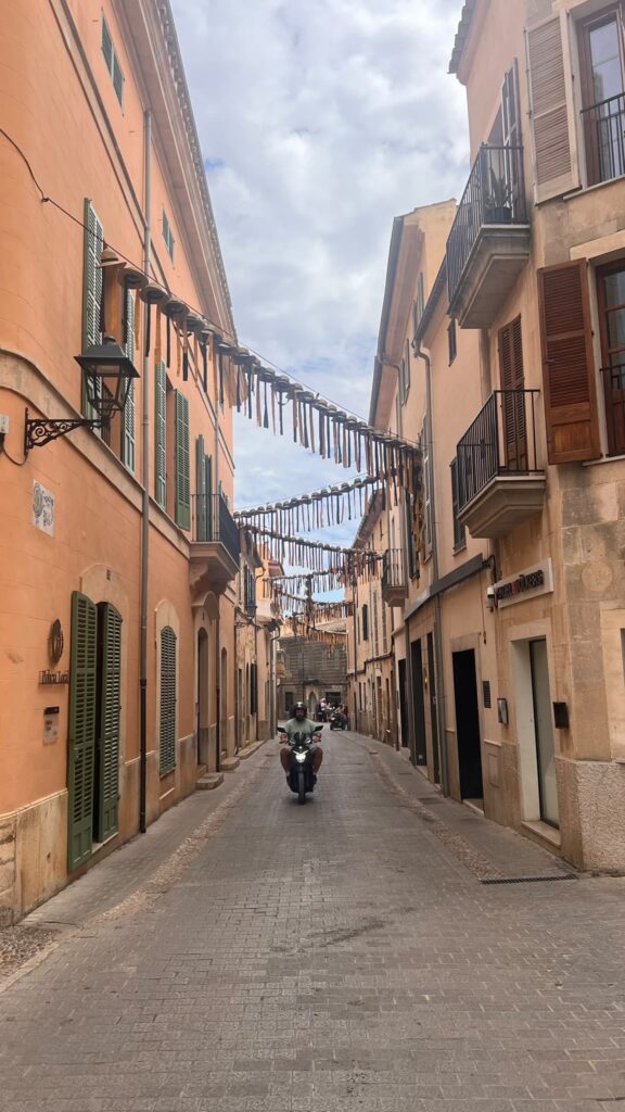 Gasse in Valdemossa